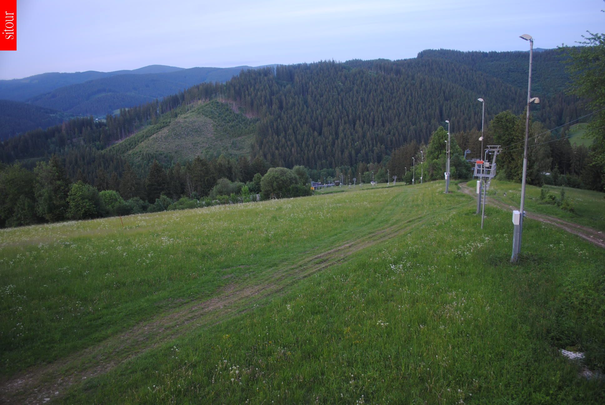 http://exports.holidayinfo.cz/loc_cams_lastimage.php?dc=4pfdtrm36c7ut2iv&camid=3083